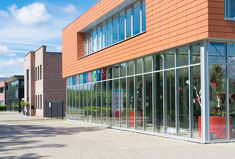 Retail commercial real estate space